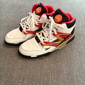 Reebok Pump White and Red High-Tops
